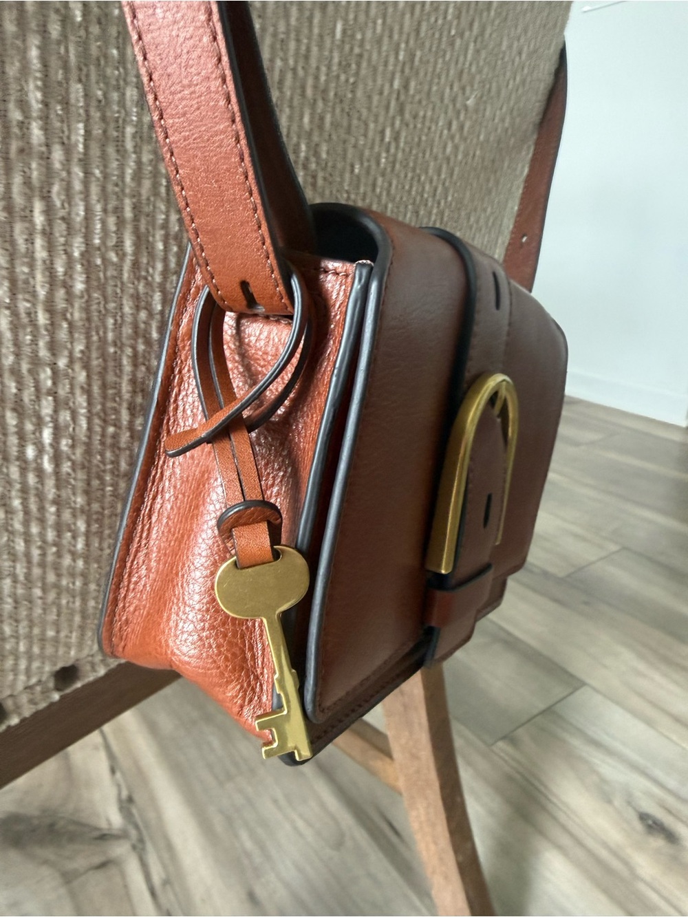 Fossil Saddle Brown Leather Buckle Crossbody - Picture 4 of 10